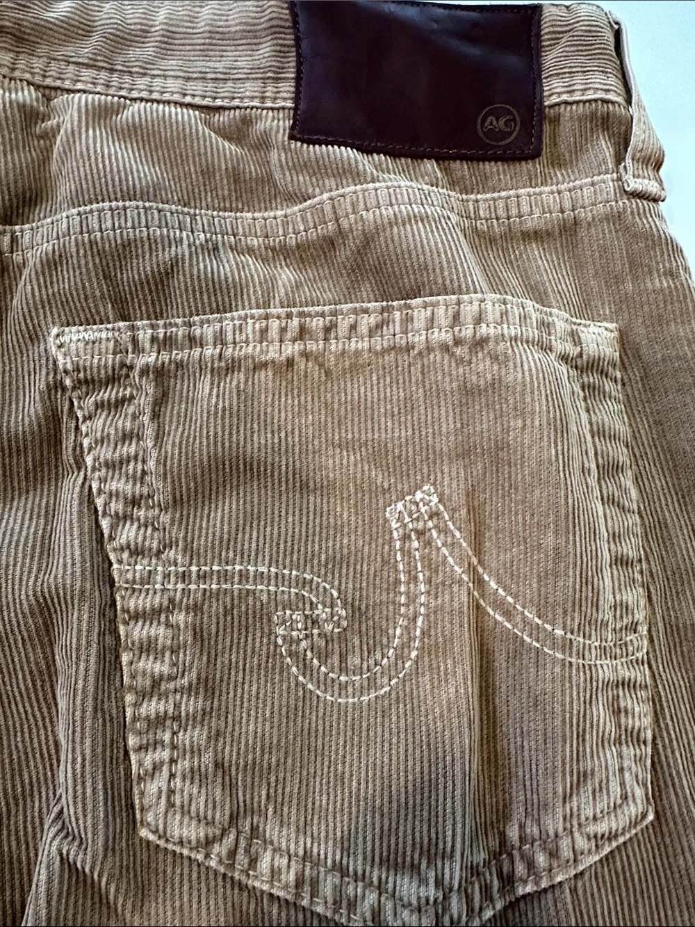 AG‎ Adriano Goldschmied The Graduate Tailored Leg Corduroy Pants Tan Brown 32